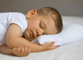 LATEX - подушка дитяча з додатковою наволочкою 30х40х6 ТМ ЕКОН (Болгарія) (світлина 3 з 12)