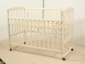 AMELI - детская кроватка с подвижной боковиной, дугами и колесами ТМ ГОЙДАЛКА (фото 14 из 27)