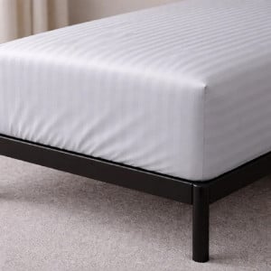 BOSTON SOFT GREY STRIPE - простынь сатиновая натяжная TM U-TEK (Украина)